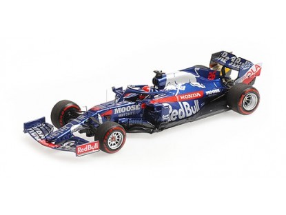 Модель 1:43 Scuderia Toro Rosso Honda STR14 №26 3rd GERMAN GP (Daniil Kvyat) (L.E.300pcs)