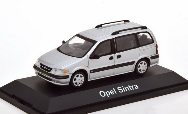 Модель 1:43 Opel Sintra - silver