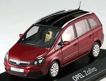 Модель 1:43 Opel Zafira 2 - dark red