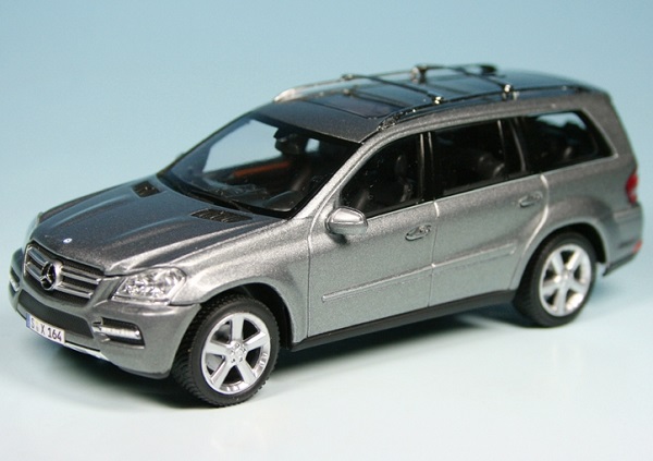 Модель 1:43 Mercedes-Benz GL-Class (X164) - 2009 - 