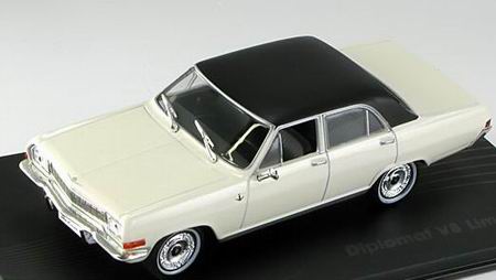 Модель 1:43 Opel Diplomat V8 Limousine - white/black roof