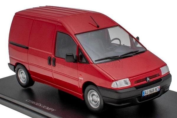 Модель 1:24 Citroen Jumpy Van (FIAT Scudo) - red