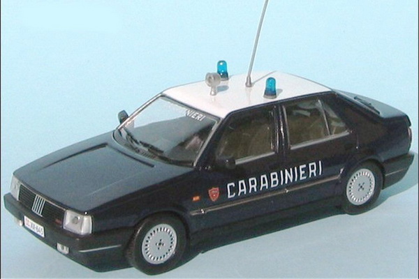 fiat croma turboie carabinieri 1990 C054 Модель 1:43