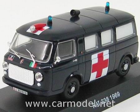 FIAT 238 Ambulanza Carabinieri - blue