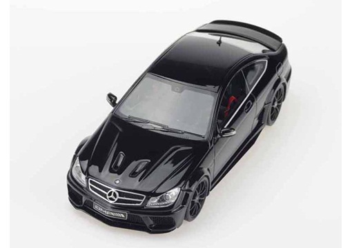 Модель 1:43 Mercedes-Benz C63 AMG black Series - black