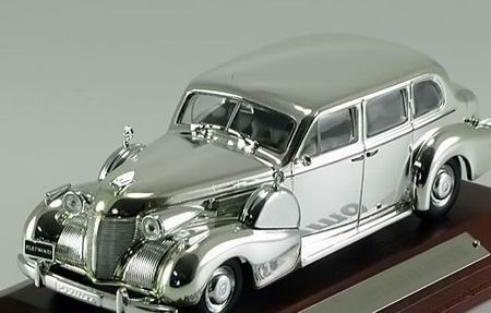 cadillac fleetwood v8 limousine - chrome M44848 Модель 1:43