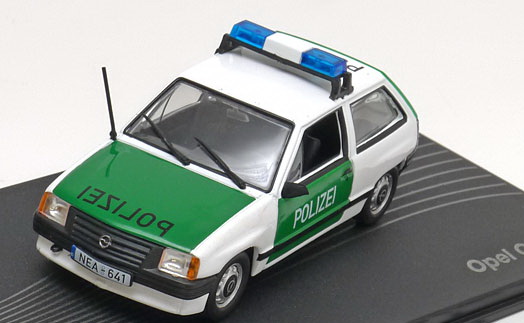 Opel Corsa A "Polizei" (полиция Германии) - white/green OPEL-93 Модель 1:43