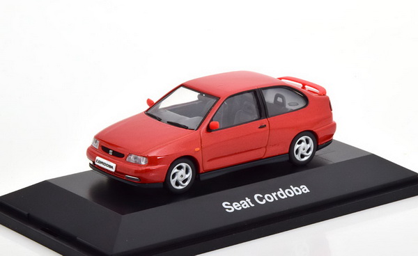 Модель 1:43 SEAT Cordoba SX - red