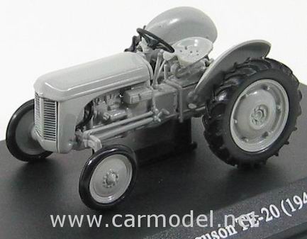 ferguson te-20 tractor - grey TRAC002 Модель 1:43