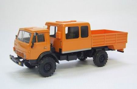 НефАЗ-42111-10-16 вахтовый - оранжевый / nefaz-42111-10-16 truck - orange MD43016 Модель 1:43