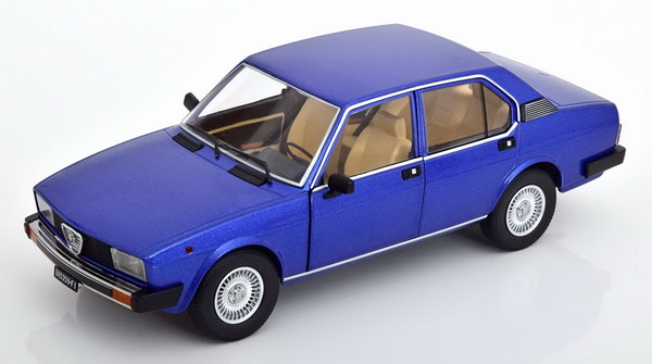 Модель 1:18 Alfa Romeo Alfetta Berlina 2000L 1978 - Blue met.
