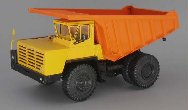 Модель 1:43 БелАЗ-7510 карьерный самосвал-углевоз - жёлтый/оранжевый