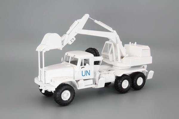 Модель 1:43 КрАЗ-255Б1 ЭОВ-4421 Экскаватор, миротворческих силы ООН (UN)