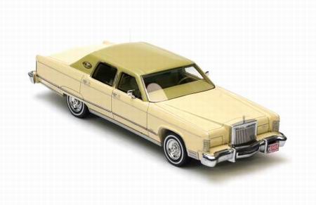 Модель 1:43 Lincoln Continental Town Car - yellow