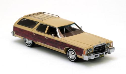 Модель 1:43 Chrysler Town & Country (универсал) - beige wood