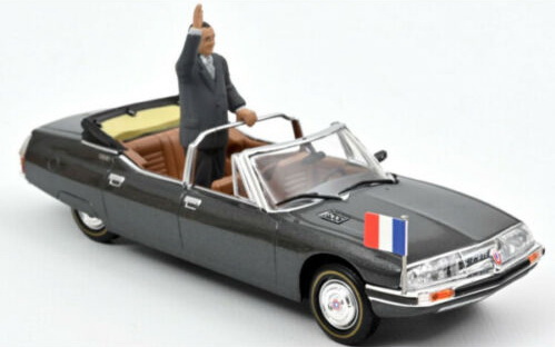 citroen sm présidentielle с фигуркой президента Франции Жака Ширака 1995 158706 Модель 1:43