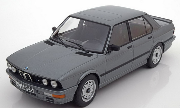 Модель 1:18 BMW M535i (E28) - grey (L.E.2000pcs)
