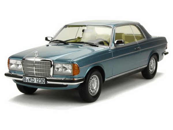 Модель 1:18 Mercedes-Benz 280CE Coupe (C123) 1980 Blue Metallic