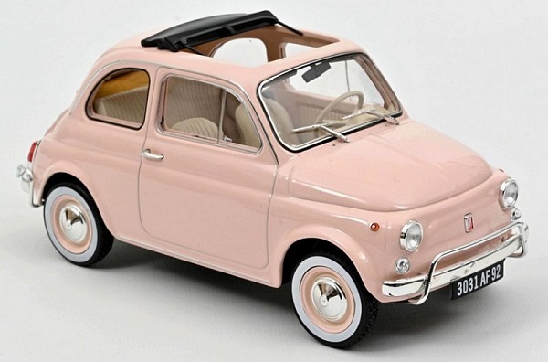 Модель 1:18 FIAT 500L - pink