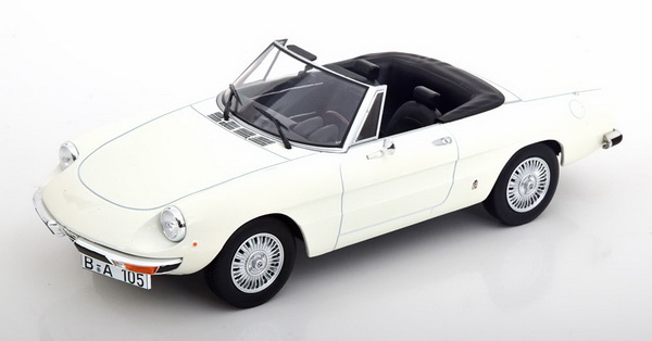 Alfa Romeo 2000 Spider - 1978 - White 187882 Модель 1:18