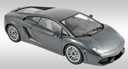 Модель 1:18 Lamborghini Gallardo LP 560-4 - grey