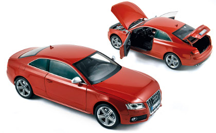Модель 1:18 Audi S5 Coupe - red