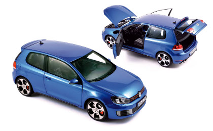 Модель 1:18 Volkswagen Golf GTi - blue met