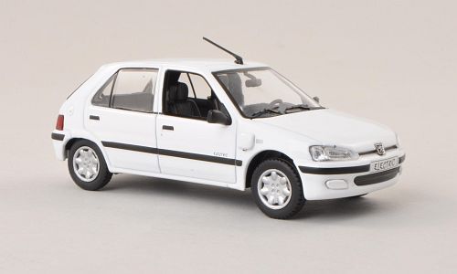 Модель 1:43 Peugeot 106 Electric White