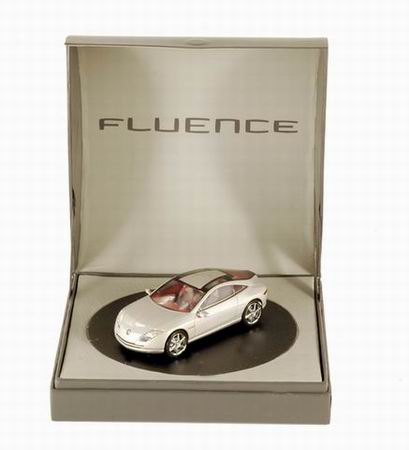 renault fluence concept car 517990 Модель 1:43
