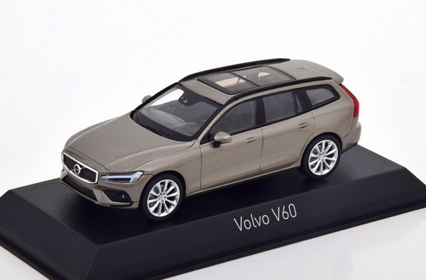 Модель 1:43 Volvo V60 2018 - light grey met.