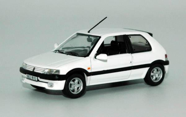 peugeot 106 xsi 2-door 1994 - white ODEON003 Модель 1:43