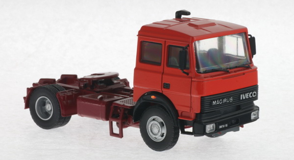 Модель 1:43 IVECO Magirus - 190 Turbo Tractor Truck - red