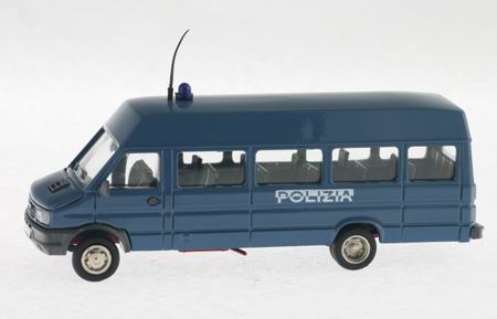 Модель 1:43 IVECO FIAT 40.8 DAILY Minibus «Polizia»