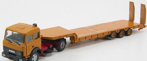 iveco fiat 190 truck + pianale cometto - low loader truck OC70400 Модель 1:43