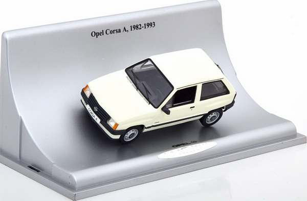 Модель 1:43 Opel Corsa A - white