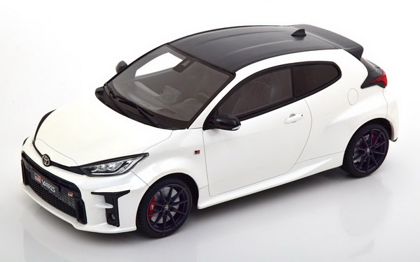 Модель 1:18 Toyota Yaris GR 2021 - white met.