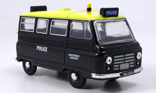 austin j2 bus, police, heathrow airport police 147688 Модель 1:43