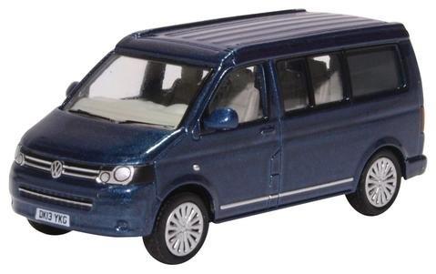 Модель 1:76 Volkswagen T5 California (кемпер) - night blue met