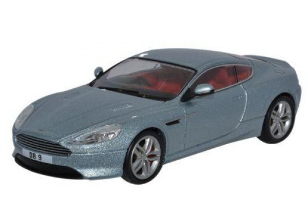 Модель 1:43 Aston Martin DB9 Coupe - silver met