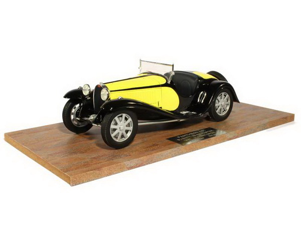 bugatti t55 roadster - yellow/black PA-001 Модель 1:18