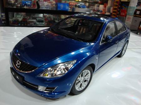 Модель 1:18 Mazda 6 - blue