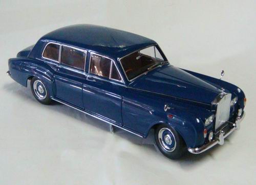 Модель 1:18 Rolls-Royce Phantom VI - blue