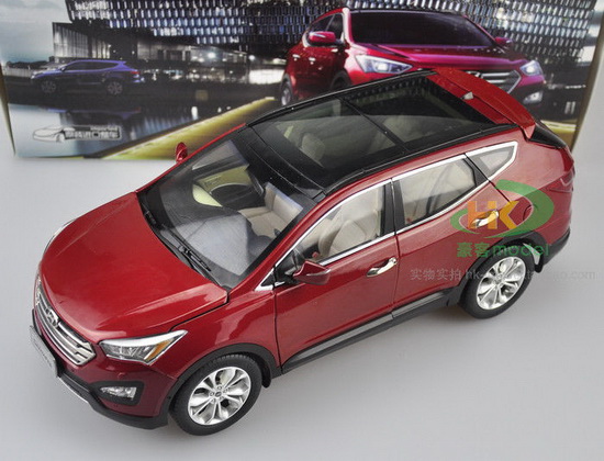 Модель 1:18 Hyundai Santa Fe - red