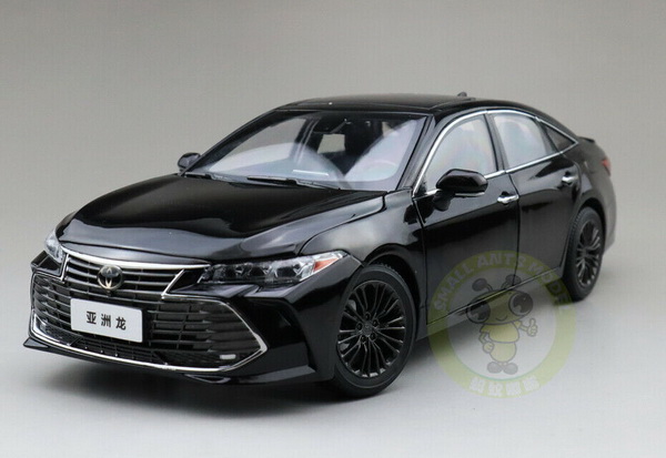 Модель 1:18 Toyota Avalon 2019 - Black