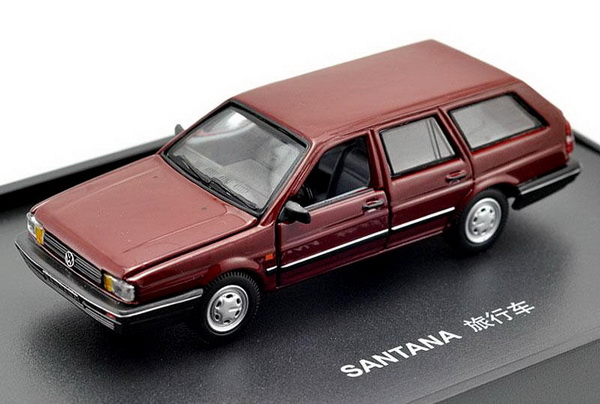 Модель 1:43 Volkswagen Santana Wagon - red