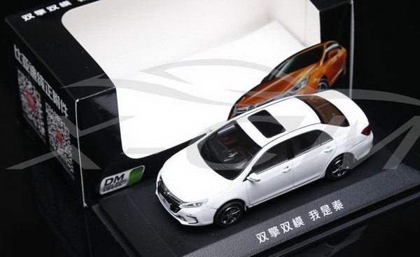 Модель 1:43 BYD Qin - White