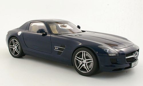 Модель 1:12 Mercedes-Benz SLS AMG (C197) - Daytona blue metallic