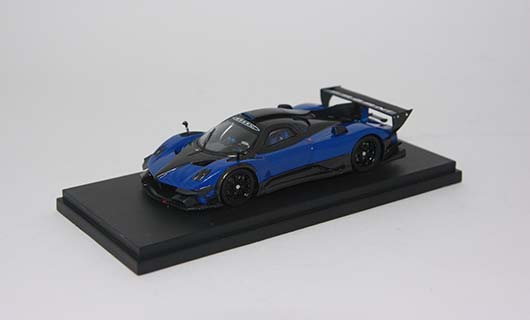 Модель 1:43 Pagani Zonda Revolucion - blue/black carbon