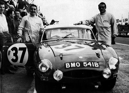 Модель 1:43 MG B №37 Le Mans 1964