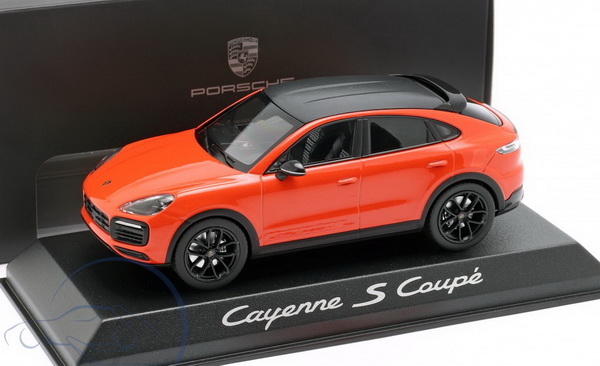 Модель 1:43 Porsche Cayenne S Coupe - Orange